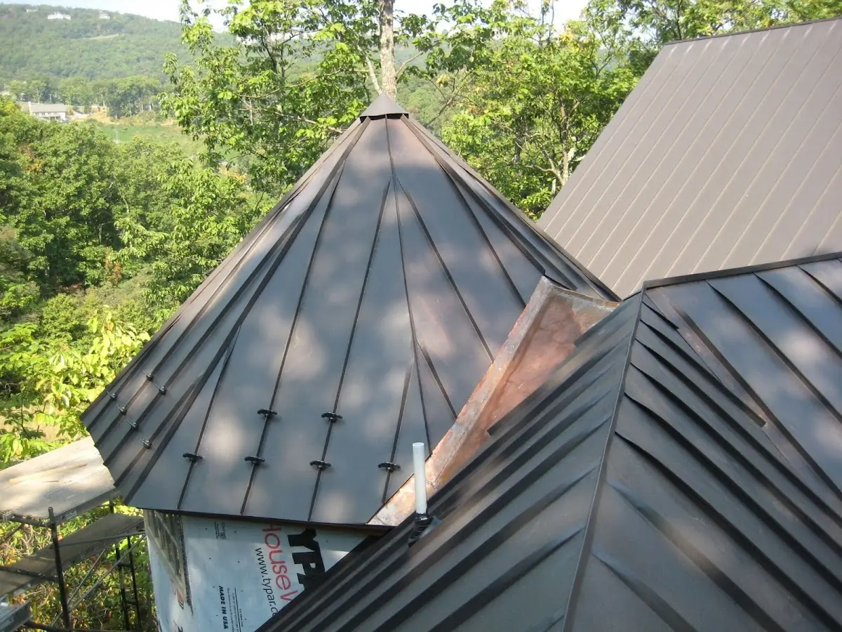 Professional Roof Tarp Installation by Craftsman Roofing in John Char Estates